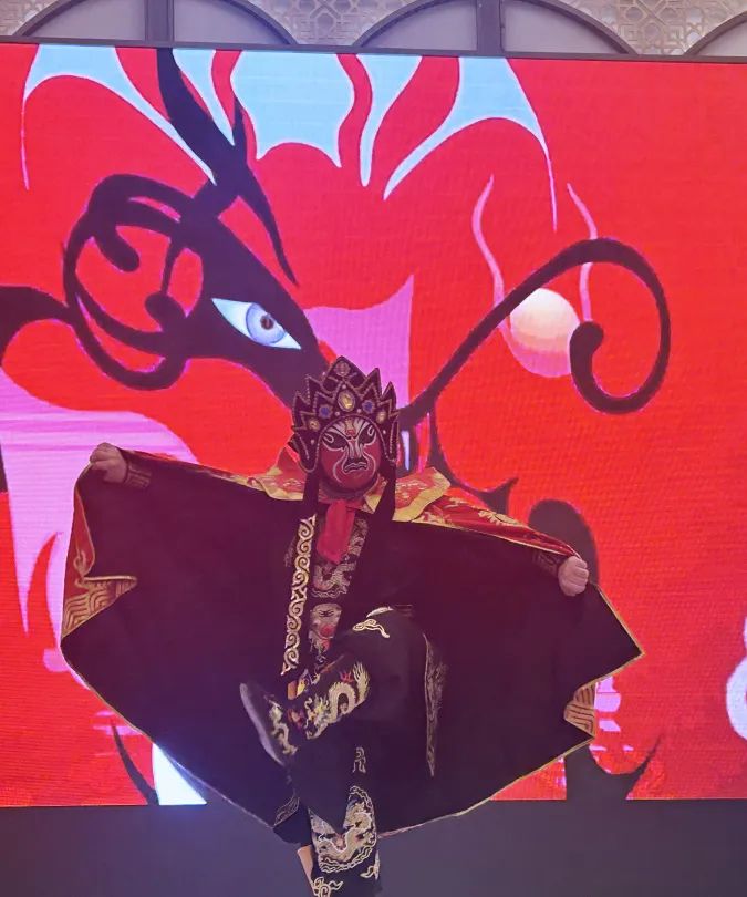 龙行大运|合肥UED官网2024迎新晚会暨2023年度表彰大会 龙行大运|合肥UED官网2024迎新晚会暨2023年度表彰大会