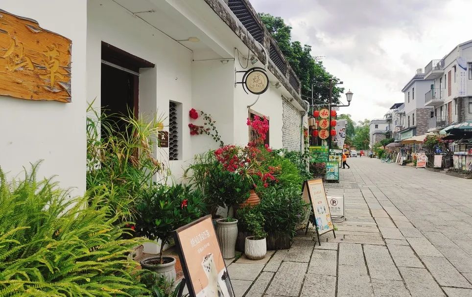 UED官网举办“珍爱地球,你我同行,绿色低碳,守护海洋” 主题活动 UED官网举办“珍爱地球,你我同行,绿色低碳,守护海洋” 主题活动