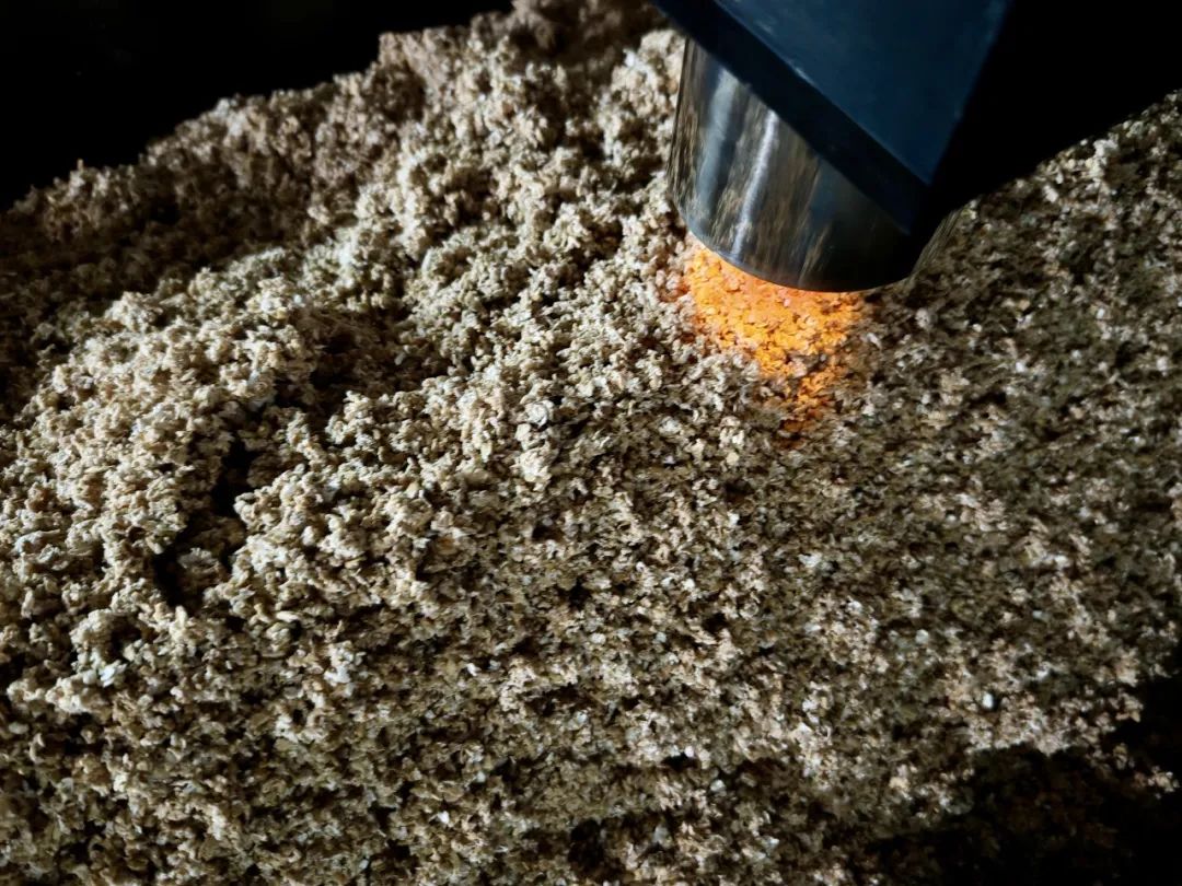 UED官网IM2000型红外水分仪|助力酿酒业酒曲水分在线检测及控制 UED官网IM2000型红外水分仪|助力酿酒业酒曲水分在线检测及控制